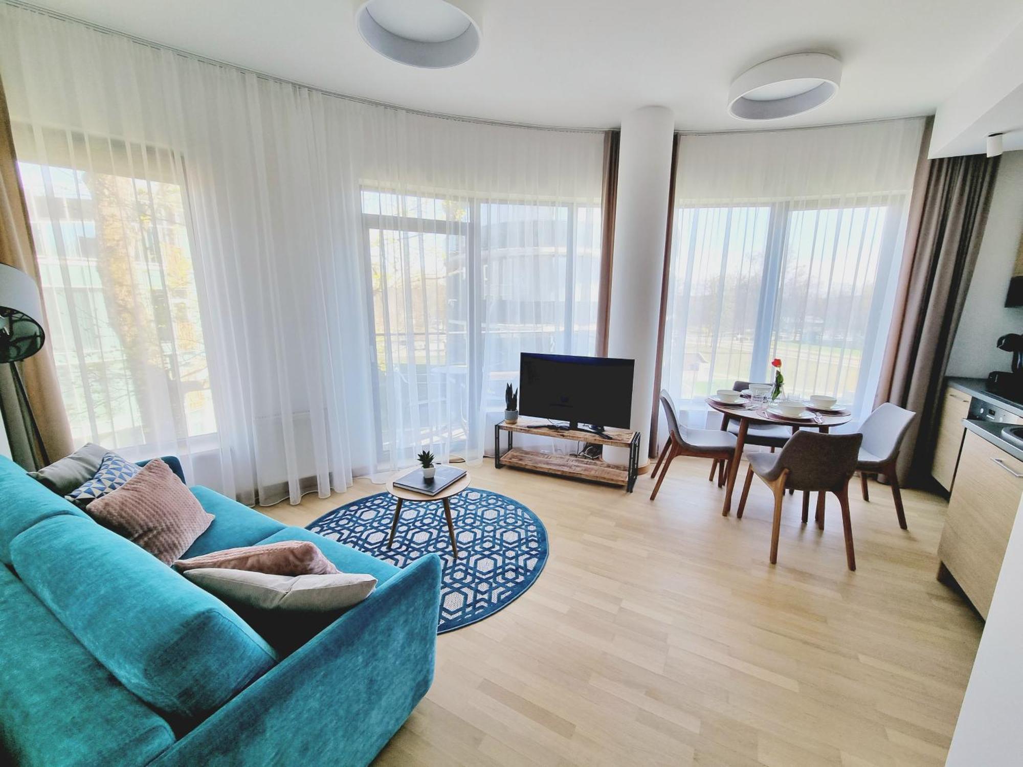 Melodija Apartments In Druskininkai Center Екстериор снимка